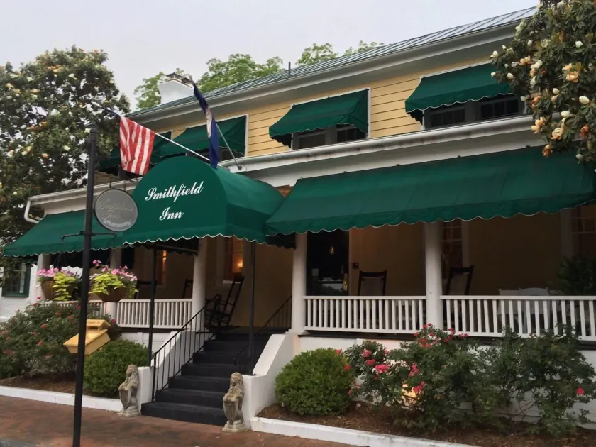 Smithfield Inn - Image 1
