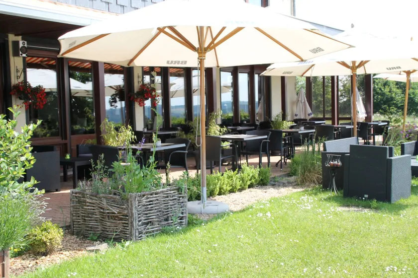 Hôtel Restaurant N 4 - Image 1