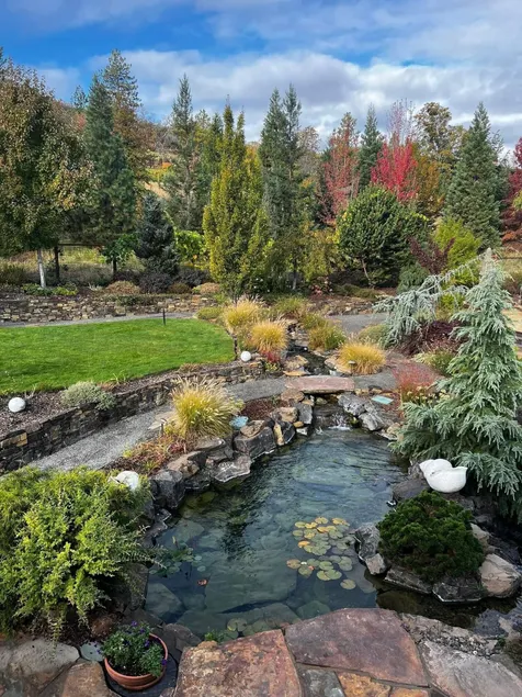 Country Willows Inn and Estate - Image 1