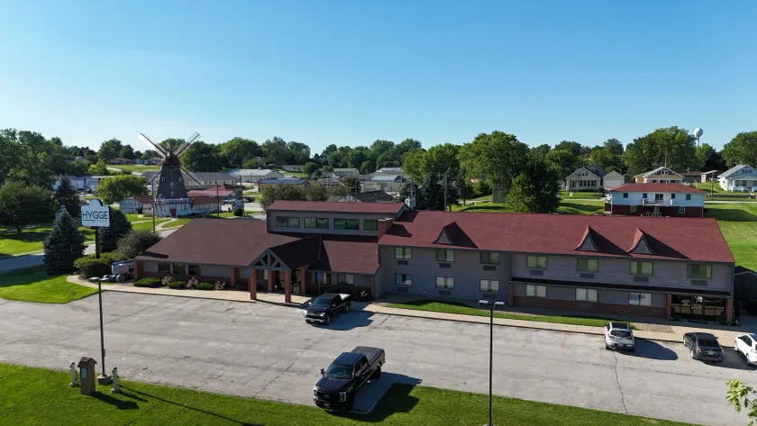 Hygge Inn & Suites - Image 1