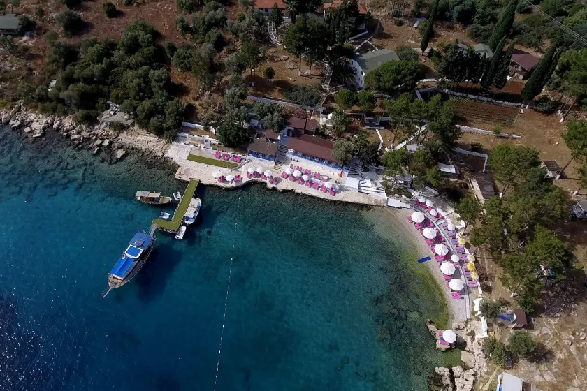 Delos Beach Hotel - Image 1
