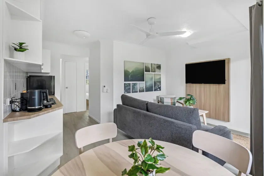 Mackay Seabreeze Apartments - Image 1