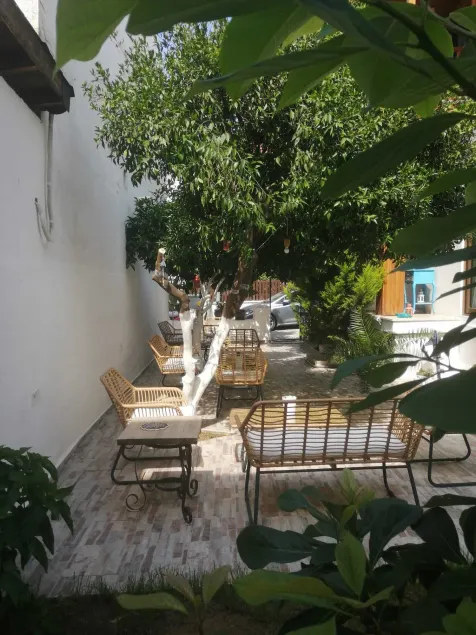 Lacivert Otel Akyaka - Image 1