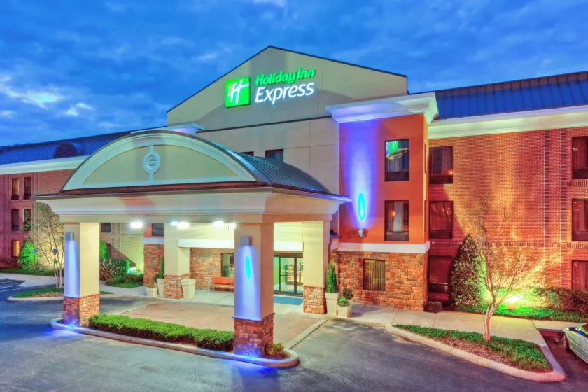 Holiday Inn Express Hotel & Suites Nashville Brentwood 65S - Image 1