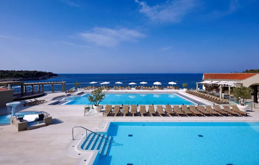 Park Plaza Verudela Pula - Image 1