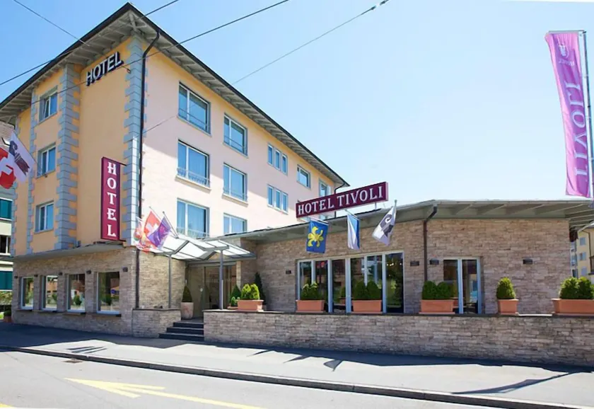 Hotel Tivoli - Image 1