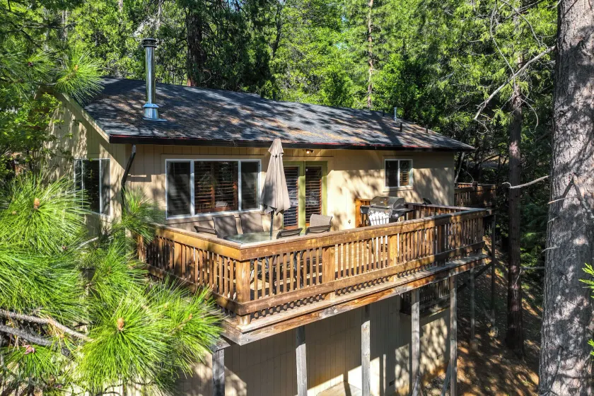 Cozy Mi-Wuk Village Cabin w/ Deck! - Image 1