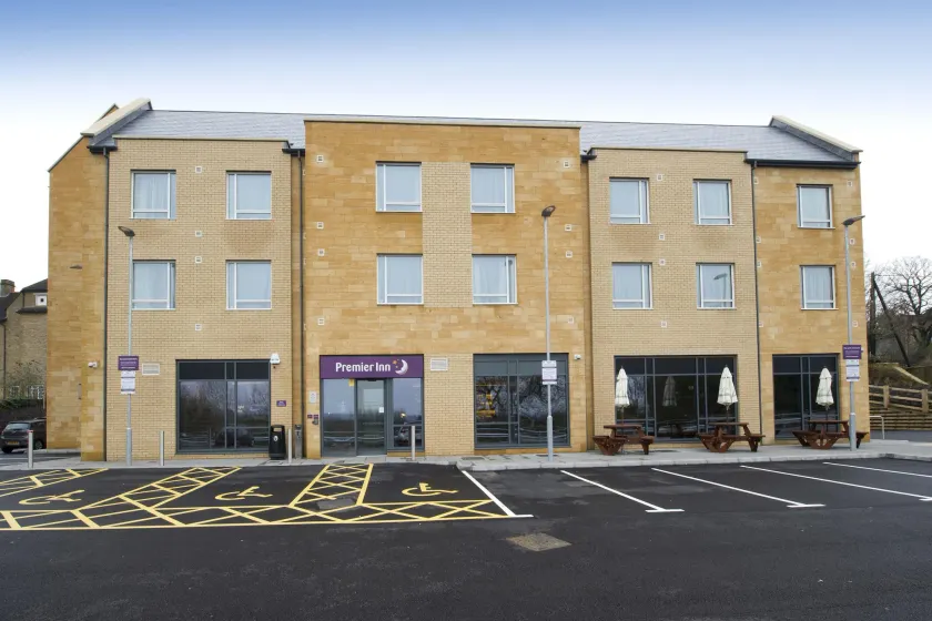 Premier Inn Chipping Norton - Image 1