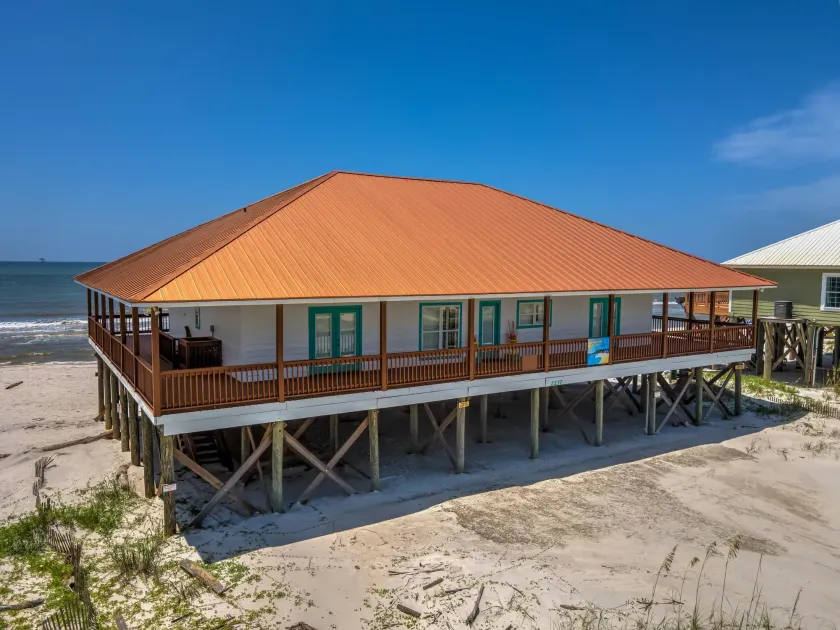 Dauphin Charm - 2237 Bienville - Image 1