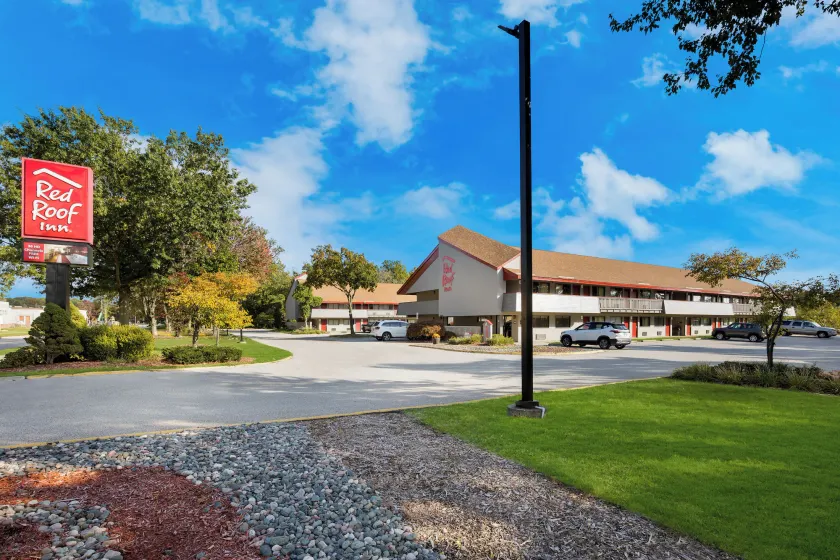 Red Roof Inn Cleveland - Westlake - Image 1