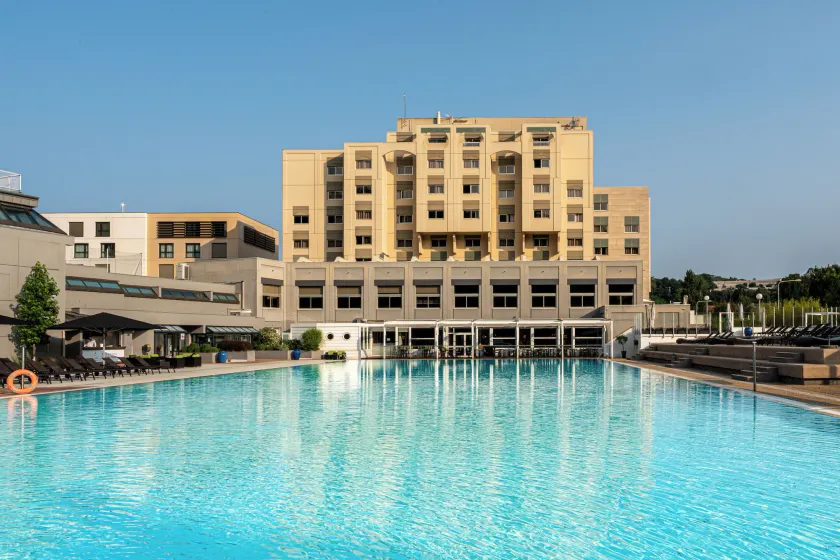 Hôtel Lyon Métropole & Spa - Image 1