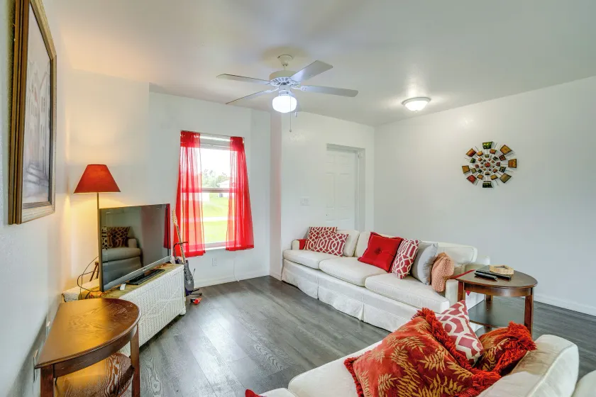 Serene Punta Gorda Home Near the Peace River - Image 1