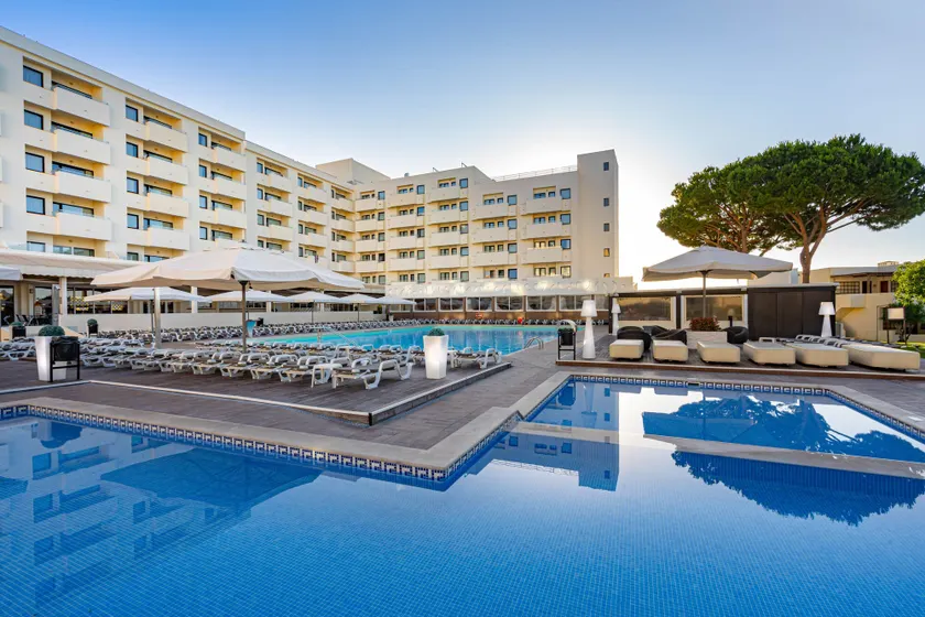 Albufeira Sol Hotel & Spa - Image 1