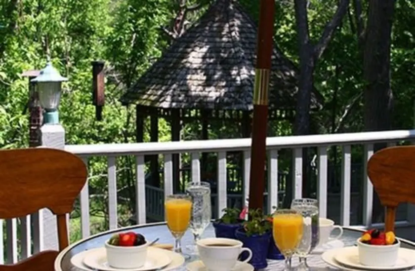 Heartstone Inn - Image 1