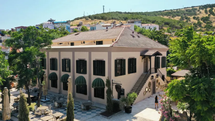 Bi Ada Otelleri - Image 1