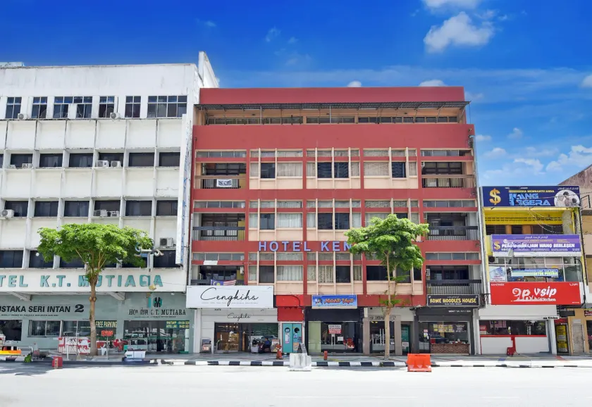 OYO 91052 Hotel Kenangan - Image 1