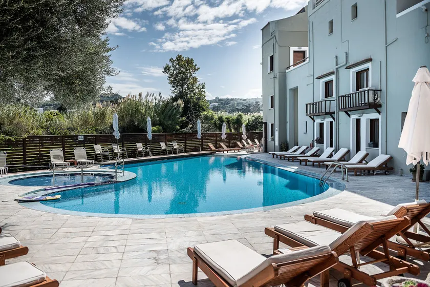 Casa Maria Hotel Apartments - Image 1