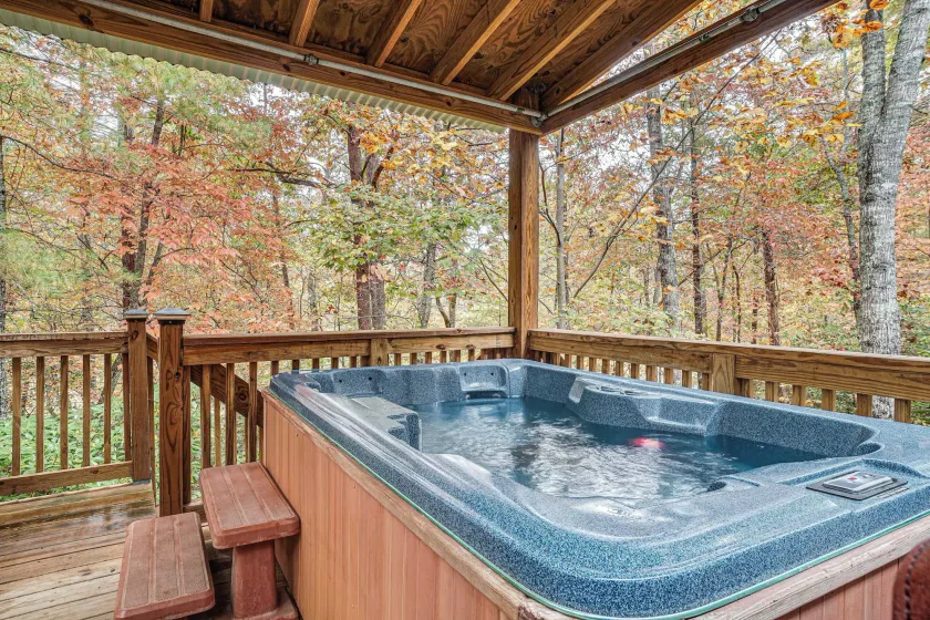 Spacious Home in Helen w/ Porch & Balcony! - Interior