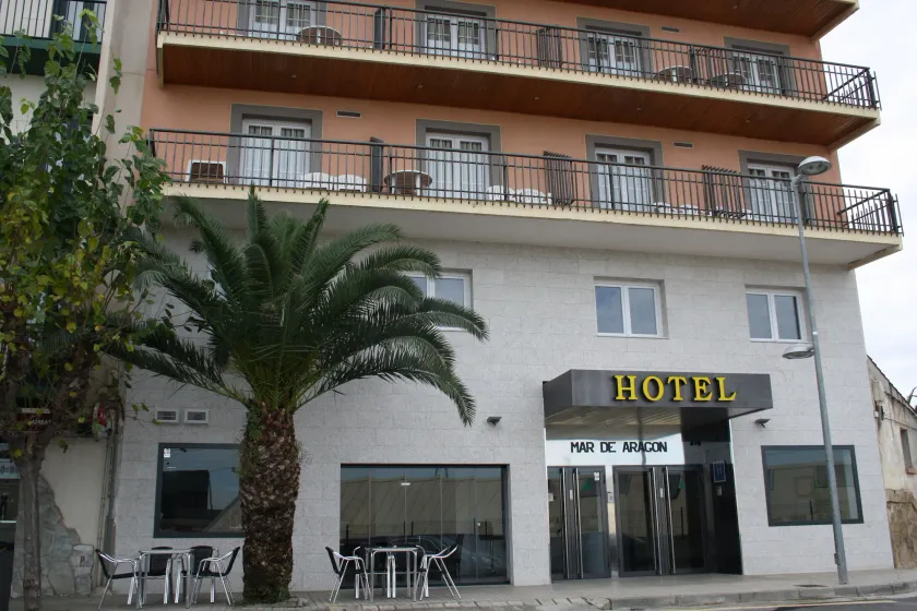 Hotel Mar de Aragón - Image 1