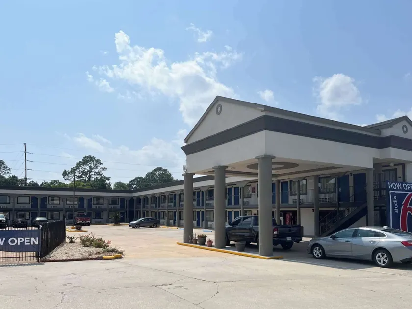 Studio 6 Opelousas, LA - Image 1