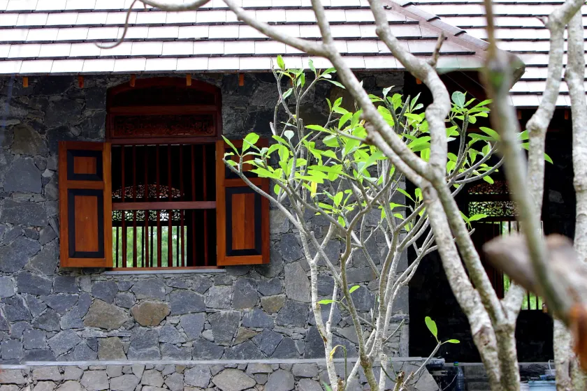 OGA REACH hotel - Image 1
