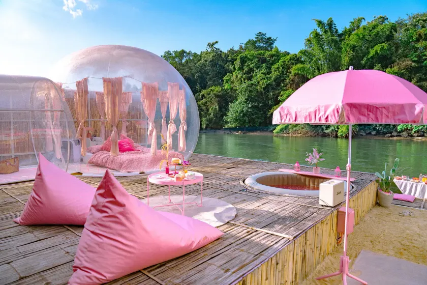 The Three Bubble Houses - Image 1