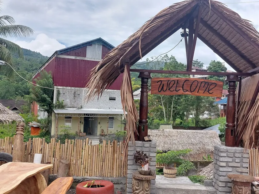 Onong's Homestay & Cafe - Image 1