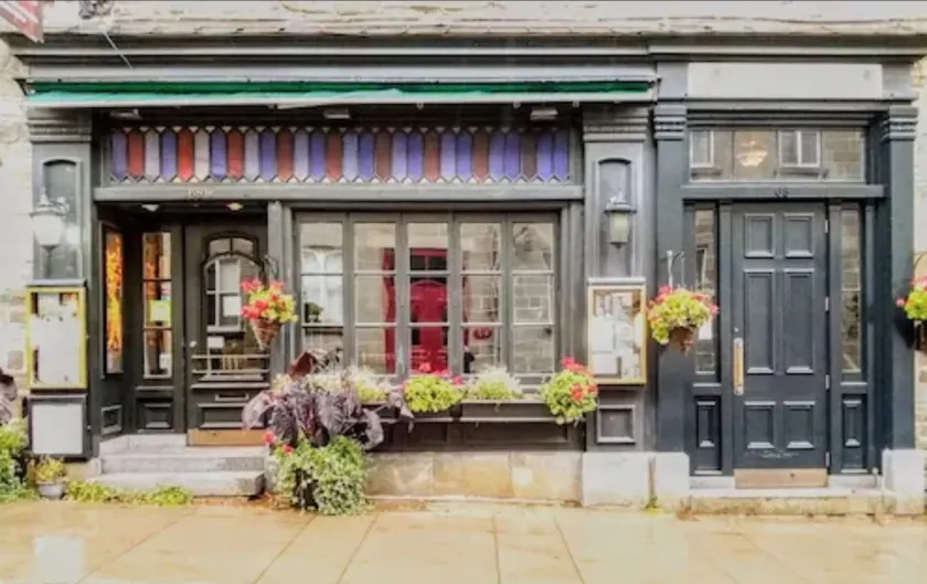 Hotel Louisbourg - Image 1