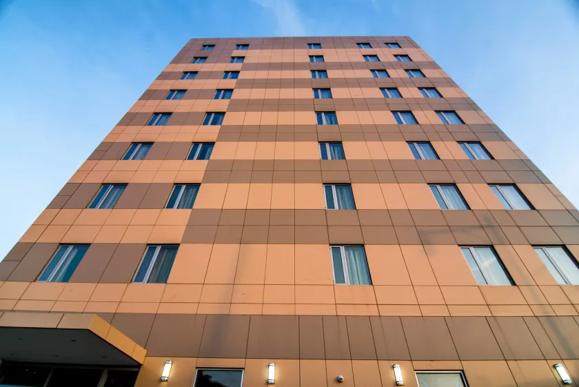 John Hotel - Image 1