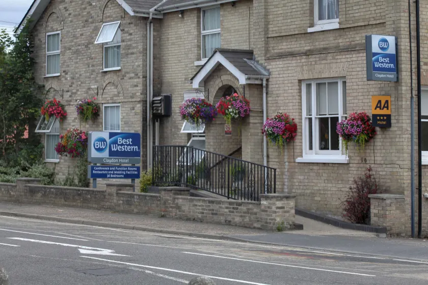 Best Western Claydon Hotel - Image 1