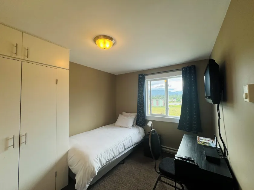 Kitimat River Motel & Suites - Image 1