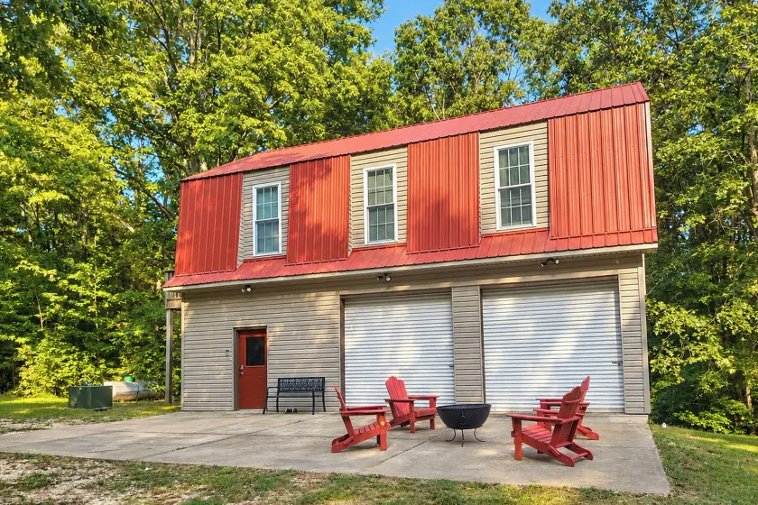Hunting Home Base! 75-acre Tennessee Getaway - Image 1