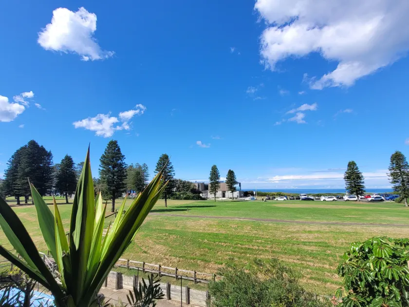Reef Resort Apartments - Image 1