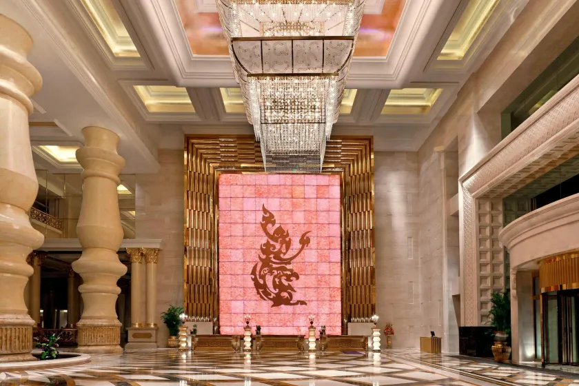 Sheraton Chongqing Hotel - Lobby