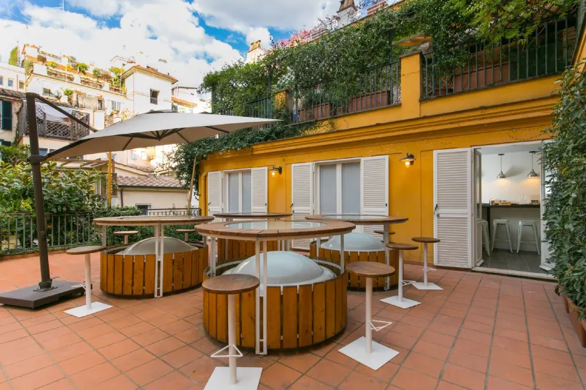 Trevi Contemporary Suite - Image 1