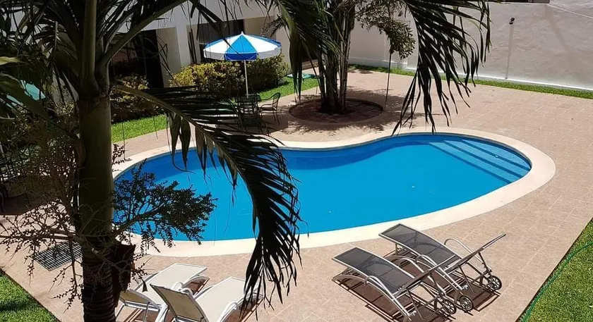 Hotel Holly - Image 1