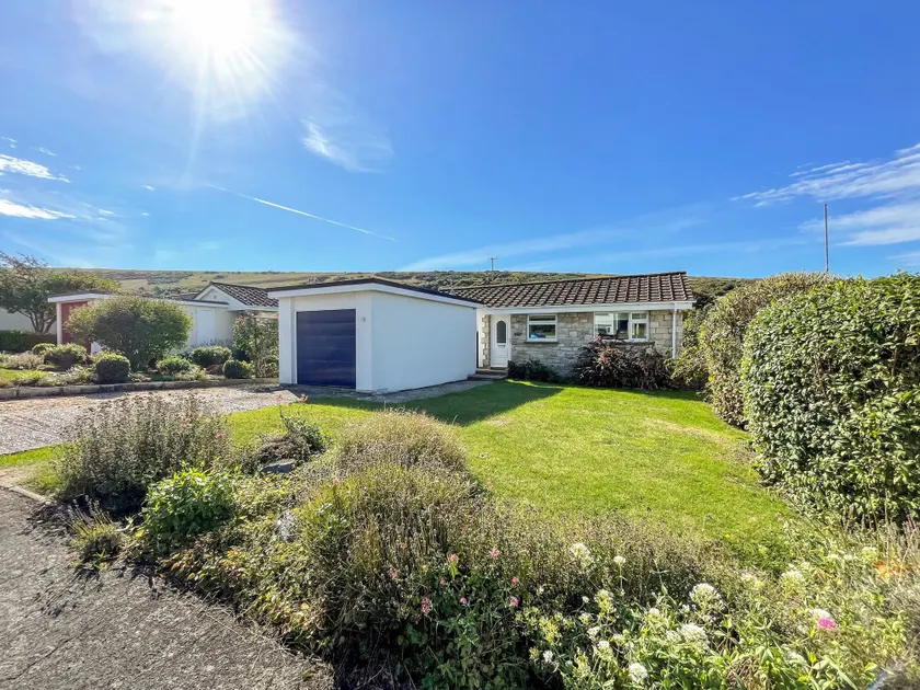 Hill View - Image 1
