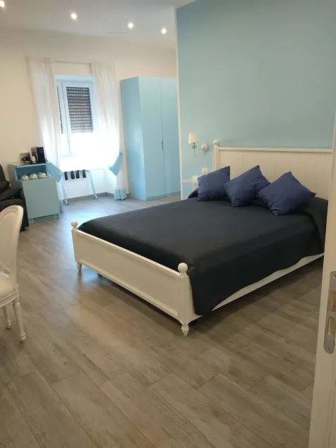 Suite Napoletana - Image 1