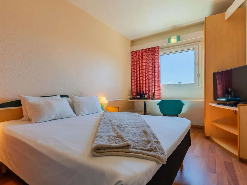 Ibis Jerez De La Frontera Cadiz - Image 1
