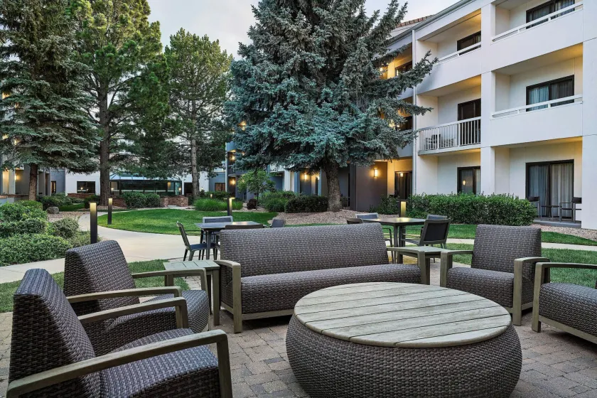 Courtyard by Marriott Boulder - Image 1