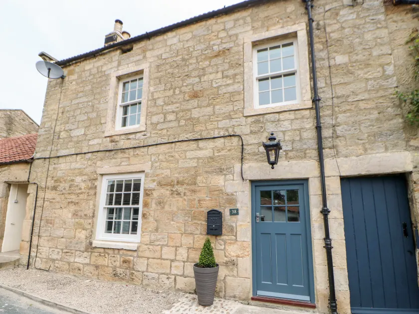 Duck Cottage - Image 1
