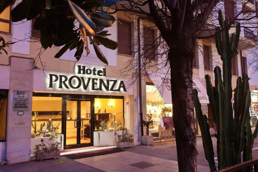 Hotel Provenza - Image 1