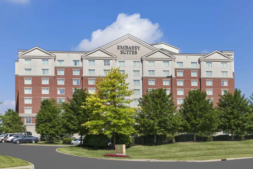 Embassy Suites by Hilton Cleveland Rockside - Image 1