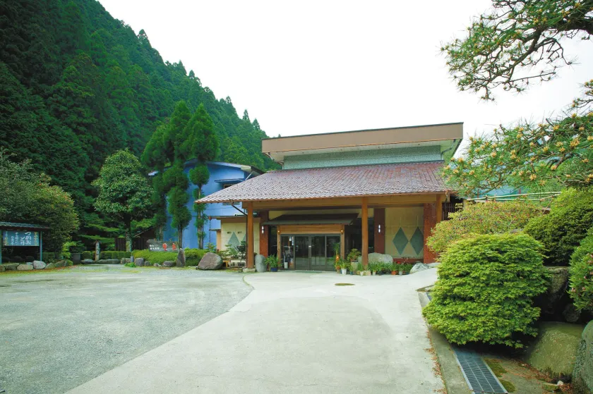 Irori Houraku - Image 1