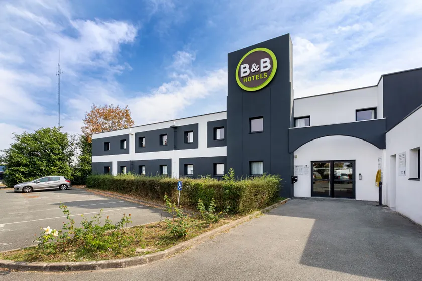 B&B HOTEL Angers Parc Expos - Image 1