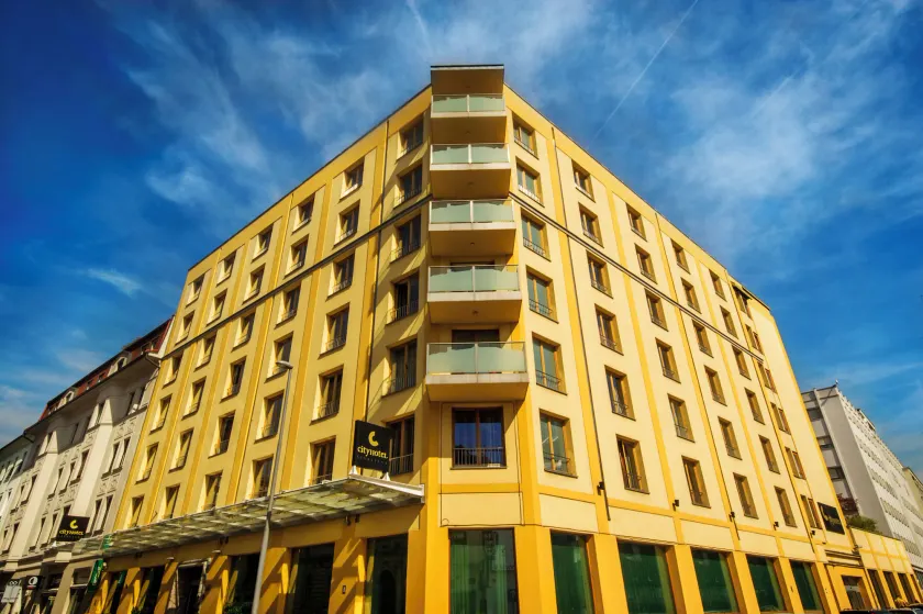 City Hotel Ljubljana - Image 1