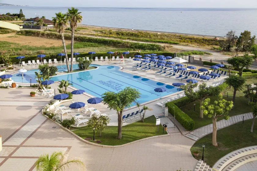 Hotel Village Paradise - Image 1