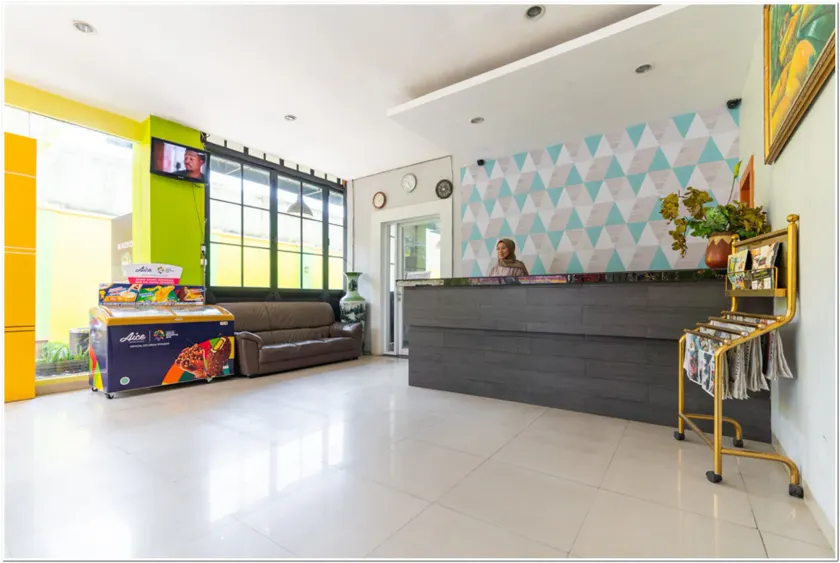 RedDoorz Plus at Hertasning Area Makassar - Image 1