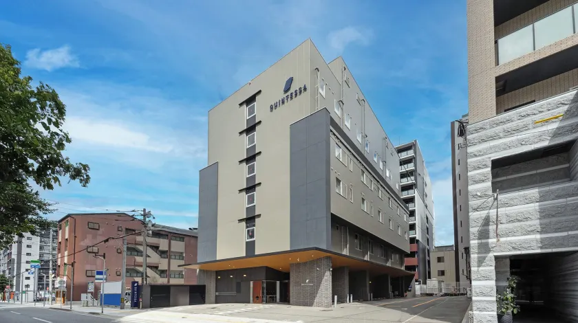 Quintessa Hotel Fukuoka watanabedori Comic&Books - Image 1