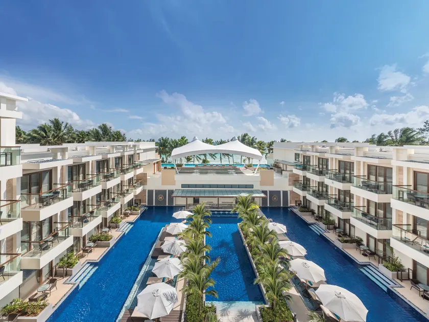 Henann Palm Beach Resort - Image 1